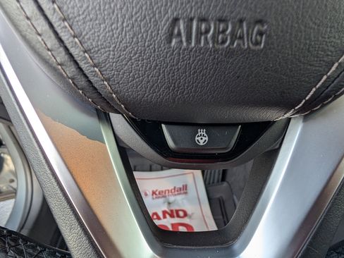 Used 2018 BMW 530i xDrive image 17