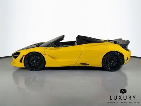 Used 2024 McLaren 750S Spider image 9