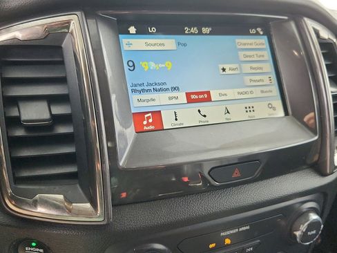 Used 2019 Ford Ranger Lariat w/ Black Appearance Package image 27