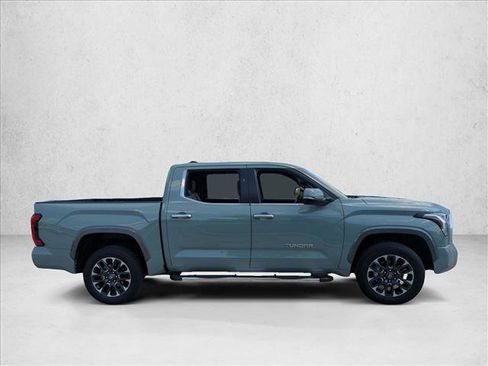 Used 2025 Toyota Tundra Limited AWD/4WD image 5