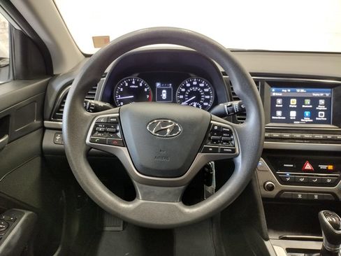 Used 2018 Hyundai Elantra SEL FWD image 32
