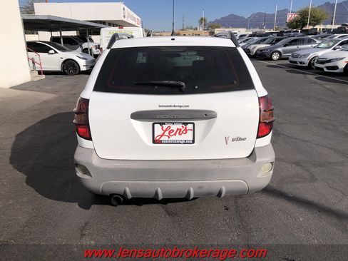 Used 2006 Pontiac Vibe w/ Preferred Package image 4