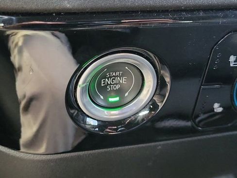 Used 2022 Chevrolet Silverado 1500 RST image 22