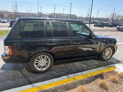 Used 2011 Land Rover Range Rover HSE image 14