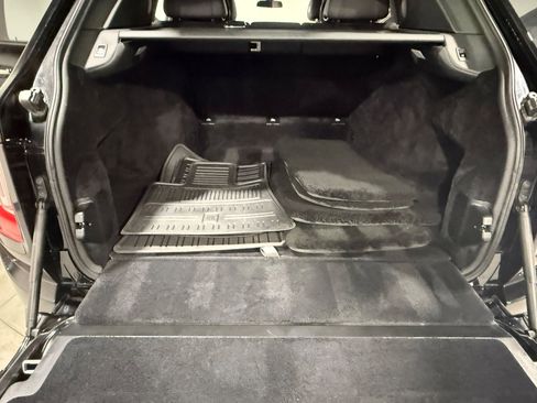 Used 2023 Rolls-Royce Cullinan image 21