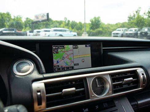 Used 2016 Lexus IS 200t RWD image 23