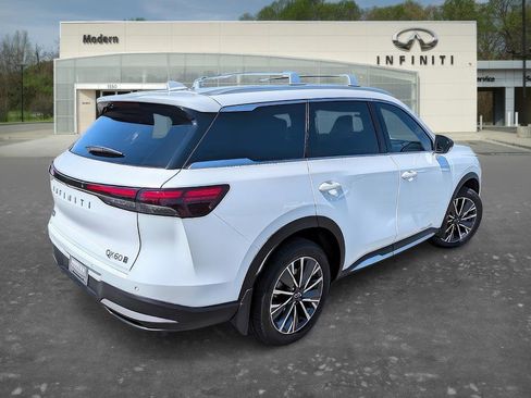 Certified 2026 INFINITI QX60 Luxe w/ Family Package AWD/4WD image 4