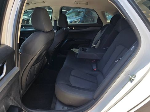 Used 2021 Kia K5 LXS FWD image 21
