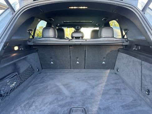 Certified 2022 Mercedes-Benz GLE 350 4MATIC w/ Premium Package image 10