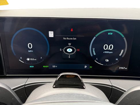 Used 2025 Hyundai Santa Fe Calligraphy image 11