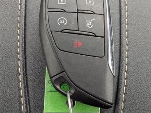 Used 2025 GMC Acadia Elevation AWD/4WD image 20