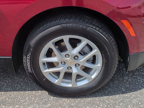 Certified 2024 Chevrolet Equinox LT AWD/4WD image 27