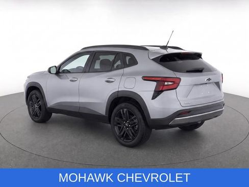 Used 2024 Chevrolet Trax ACTIV FWD image 4