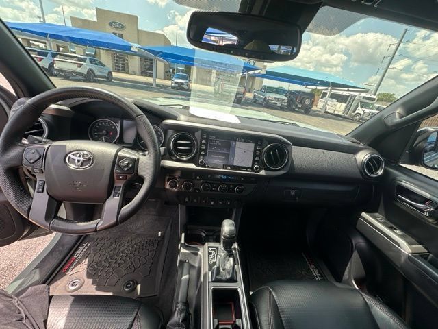 Used 2021 Toyota Tacoma TRD Pro AWD/4WD image 19