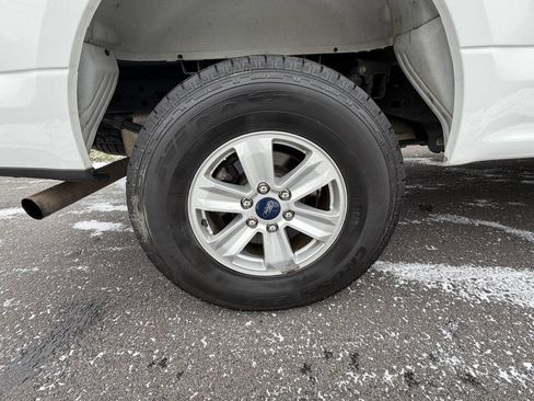 Used 2020 Ford F150 XLT w/ Equipment Group 301A Mid image 17