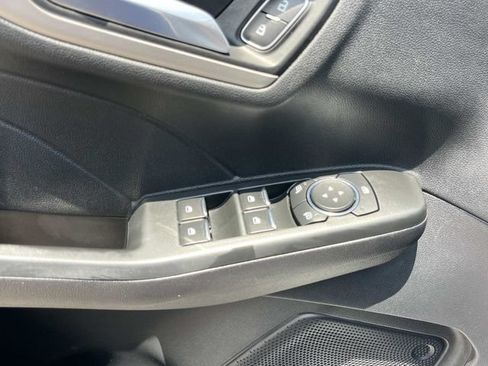 Used 2021 Ford Escape SE w/ Convenience Package FWD image 32
