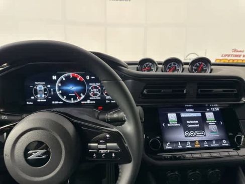 New 2024 Nissan Z Performance w/ Floor Mat Package image 37