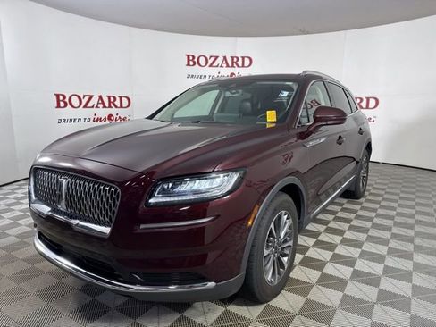 Certified 2023 Lincoln Nautilus AWD w/ Premium Package image 4