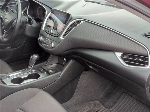 Used 2020 Chevrolet Malibu RS w/ LPO, Convenience Package 2 image 18