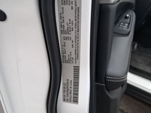 Certified 2023 Jeep Grand Cherokee L Limited image 38