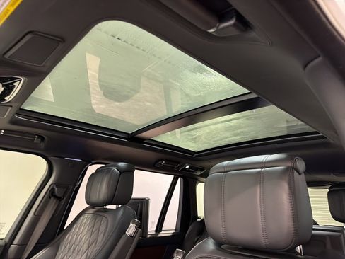 Used 2020 Land Rover Range Rover SV Autobiography Dynamic image 19