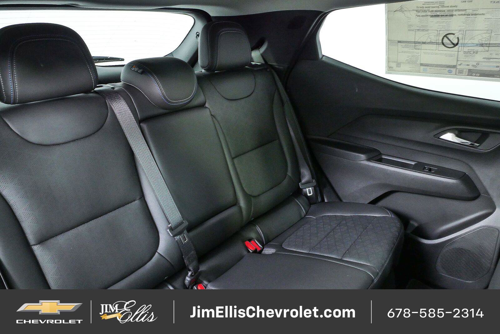 New 2027 Chevrolet Bolt LT w/ Dual Panel Sunroof Package FWD image 19