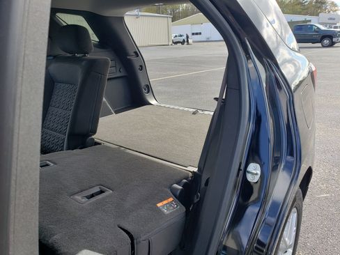 Used 2022 Chevrolet Equinox LT w/ Driver Convenience Package FWD image 35