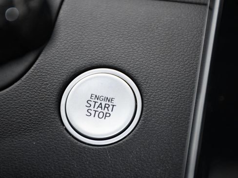 Used 2022 Hyundai Santa Cruz SEL Premium image 32