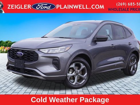 Used 2024 Ford Escape ST-Line image 1
