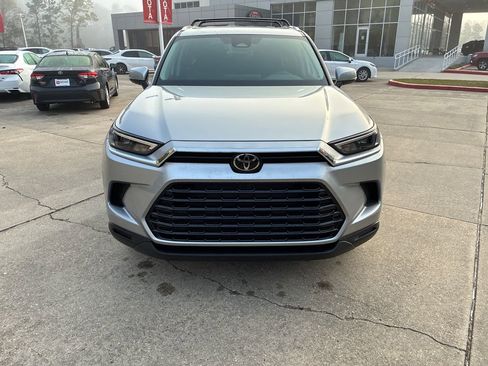 New 2026 Toyota Grand Highlander XLE image 10