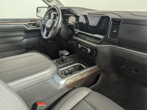 Used 2024 GMC Sierra 1500 Elevation w/ Preferred Package AWD/4WD image 20