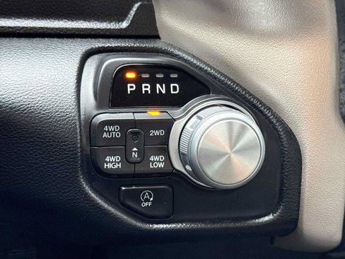Used 2019 RAM 1500 Laramie AWD/4WD image 31