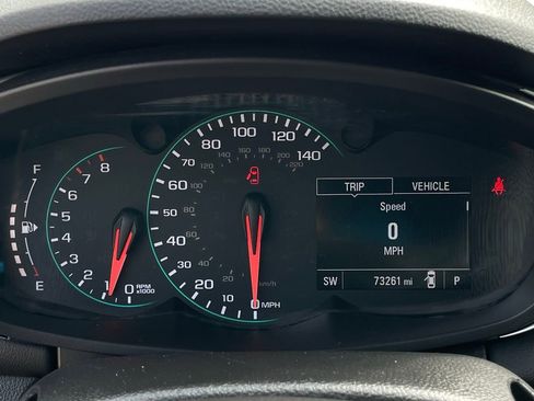 Used 2022 Chevrolet Trax LT w/ LT Convenience Package FWD image 15