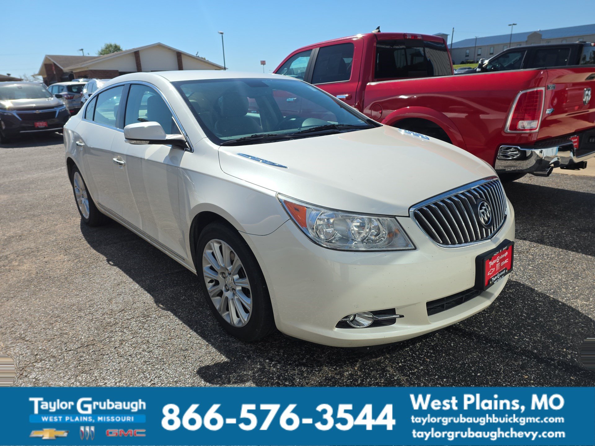 Used 2013 Buick LaCrosse Leather w/ Entertainment Package FWD image 1
