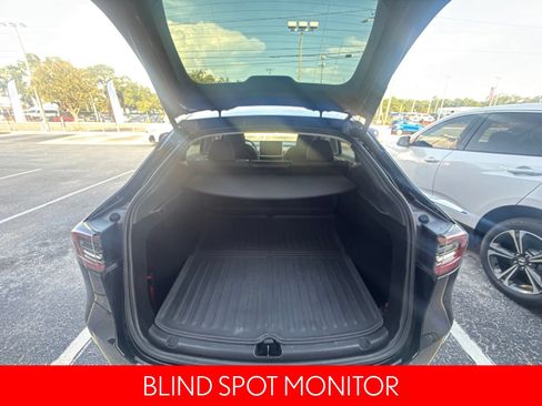 Used 2024 Tesla Model Y Long Range AWD/4WD image 7