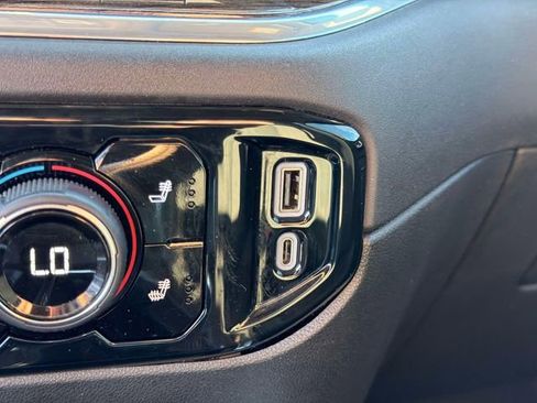 Used 2023 Chevrolet Silverado 1500 RST image 31