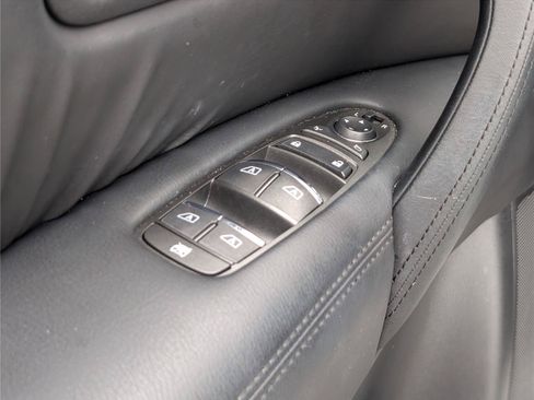 Used 2024 Nissan Armada SL w/ Midnight Edition Package RWD image 17