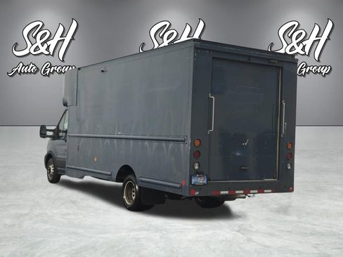 Used 2021 Ford Transit 350 DRW RWD image 17