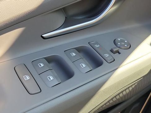 New 2026 Hyundai Elantra SE FWD image 16