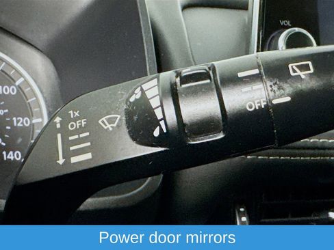 Used 2023 Nissan Rogue SV image 15