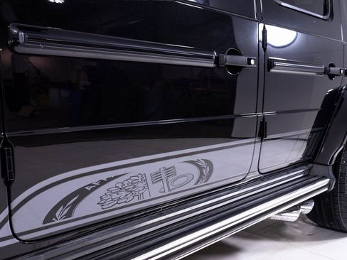 Used 2022 Mercedes-Benz G 63 AMG 4MATIC w/ AMG Night Package image 9