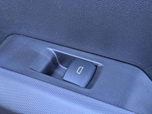 New 2026 Chevrolet Colorado LT w/ LT Convenience Package RWD image 33