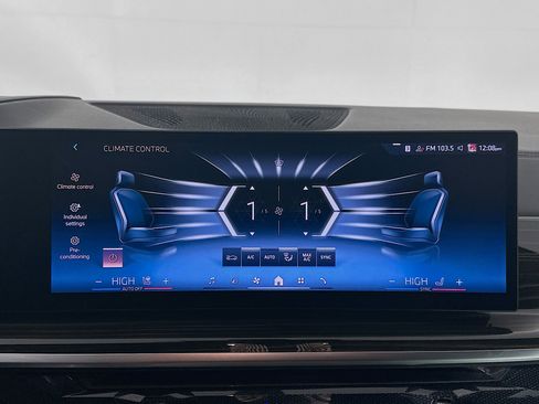 Used 2024 BMW X5 sDrive40i image 24