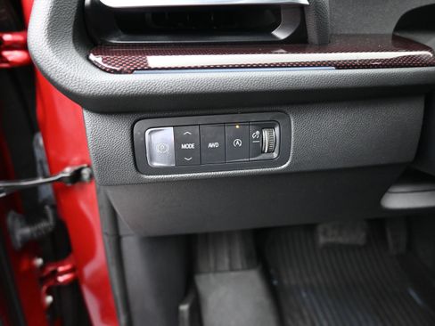 Used 2024 Chevrolet Traverse Z71 w/ LPO, Floor Liner Package image 8