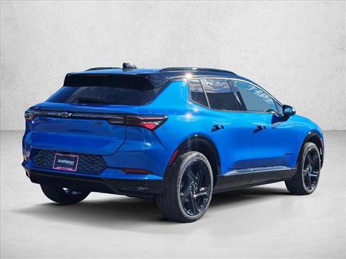 New 2026 Chevrolet Equinox EV RS image 2
