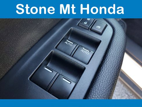 Used 2022 Honda Pilot TrailSport image 23