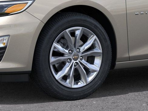 New 2024 Chevrolet Malibu LT FWD image 9