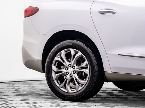 Used 2019 Buick Enclave Avenir w/ Avenir Technology Package image 35