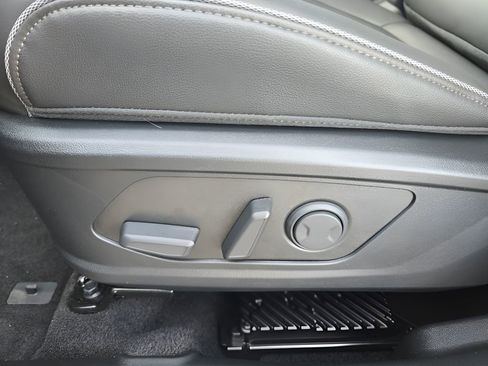 New 2026 Hyundai Tucson Limited image 16