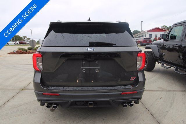 Used 2020 Ford Explorer ST w/ Premium Technology Package AWD/4WD image 4